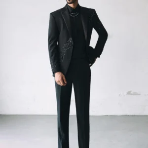 'NOIR' PEAK LAPEL SUIT